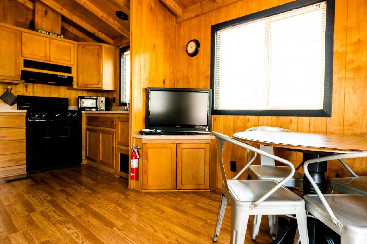 Garden Of The Gods Rv Resort Colorado Springs Exterior photo
