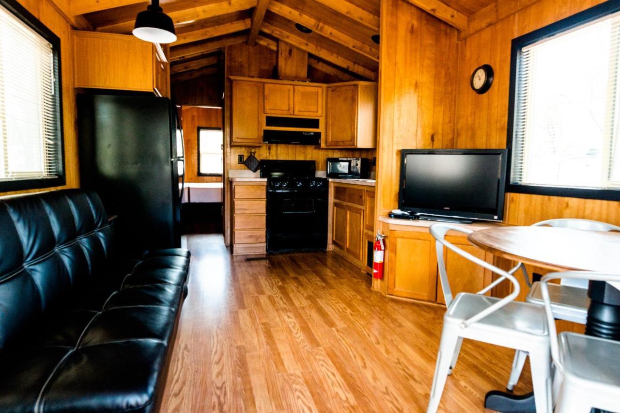 Garden Of The Gods Rv Resort Colorado Springs Exterior photo
